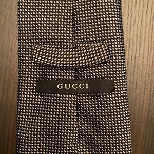 Gucci Tie Great deal!